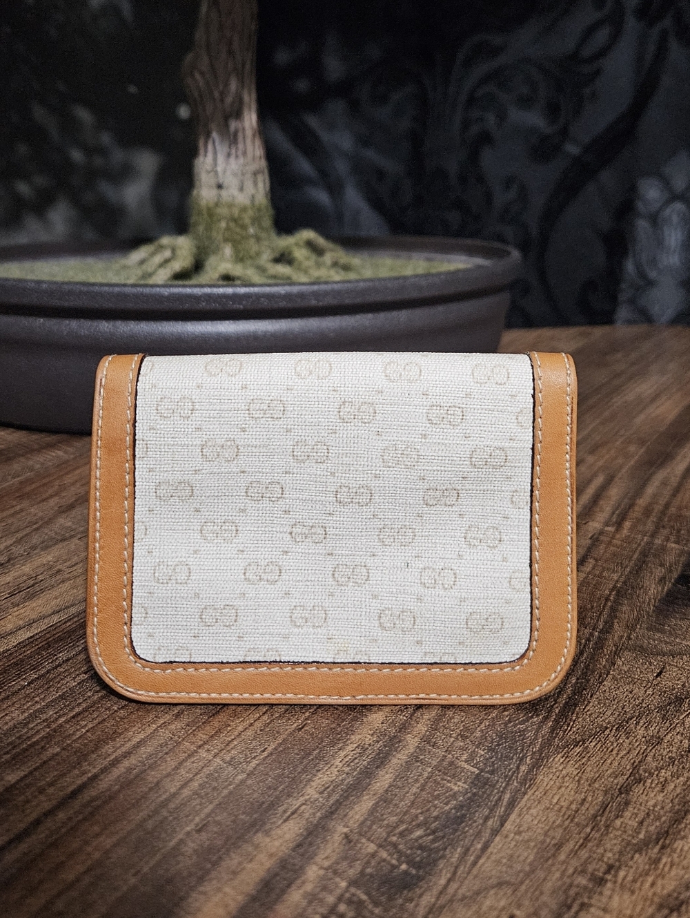 Authentic Gucci Vintage Leather Canvas Wallet - Picture 2 of 14